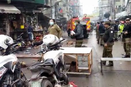 انارکلی بازارلاہور میں دھماکہ 3 افراد جاں بحق 20 افراد زخمی