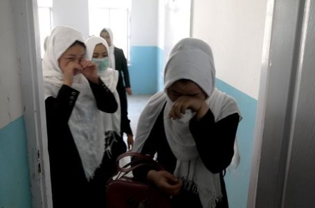 افغانستان :اگر لڑکیوں کے سکول نہ کھولے تو امداد نہیں ملے گی